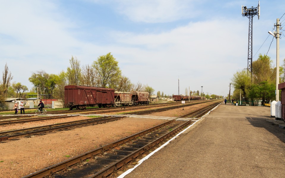Kant near Bishkek 03-2016 img05 railway station