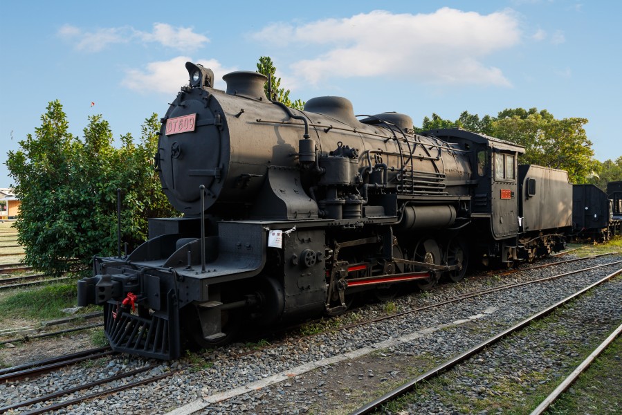 Kaohsiung Taiwan Steam-Locomotice-DT-609-01