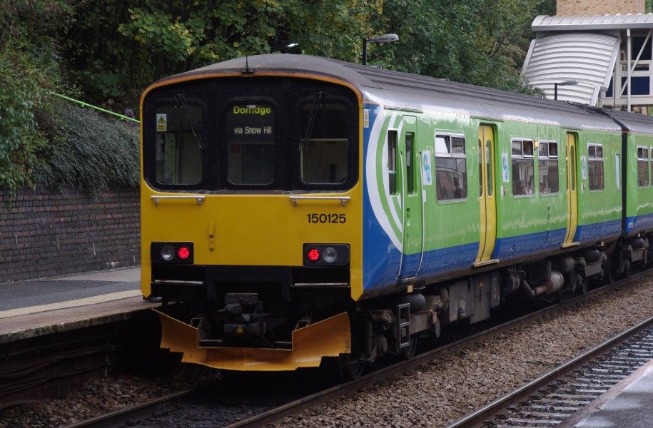 Kidderminster railway station MMB 13 150125