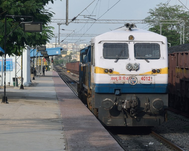 Lingampally rail station WDM4