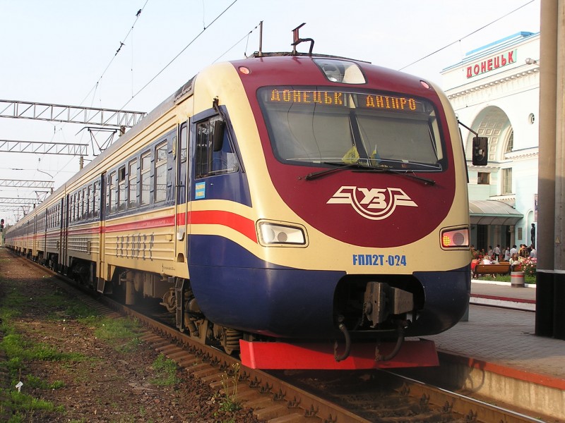 Locomotive EPL2T on train station in Donetsk