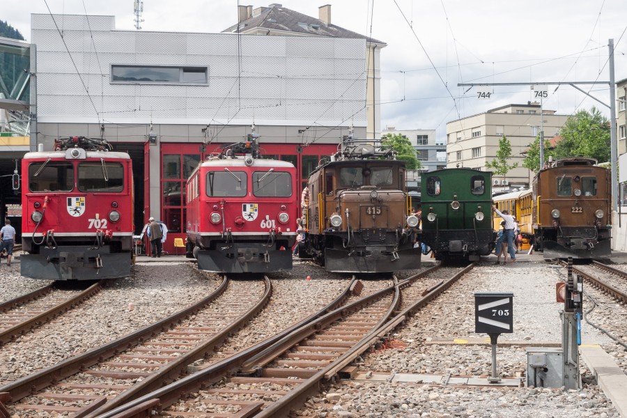 Lokomotiv-Parade bei der Wiedereröffnung des Bahnhofs Chur (25.05.2008)
