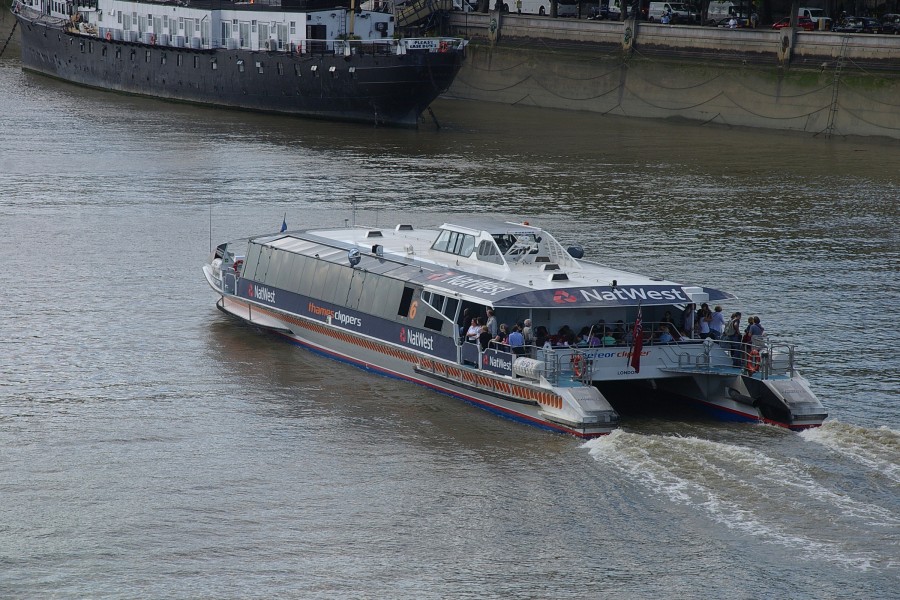 London MMB 12 River Thames
