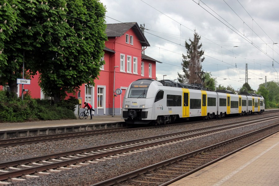 Mülheim-Kärlich, Bahnhof Urmitz - Trans regio (2015-05-09 3)