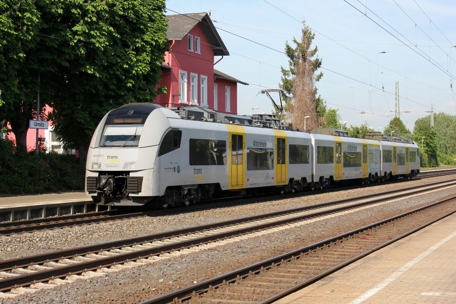 Mülheim-Kärlich, Bahnhof Urmitz - Trans regio (2015-05-18)