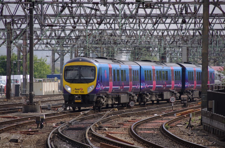 Manchester Piccadilly station MMB 22 185135