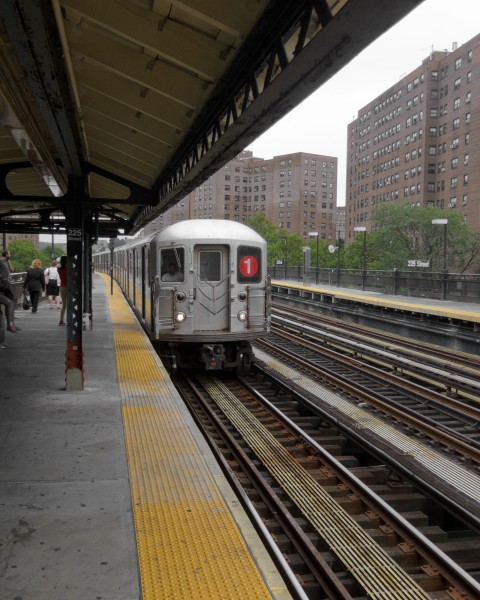 Marble Hill - 225th Street subway August 2012