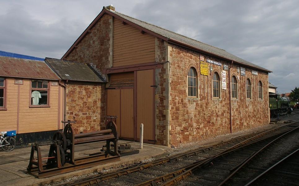 Minehead railway station MMB 06