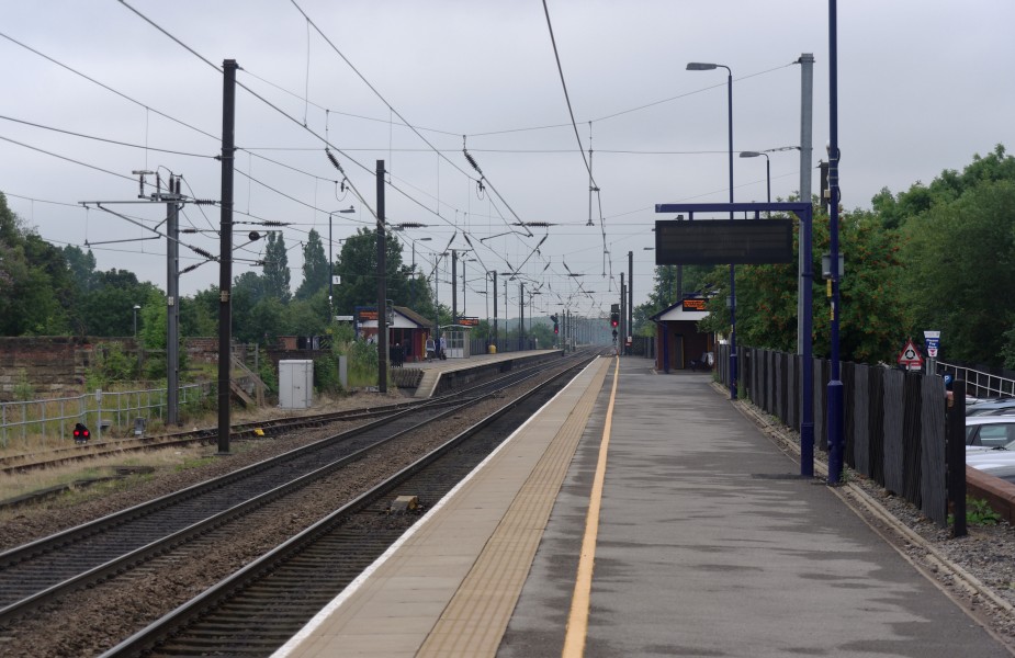 Northallerton railway station MMB 06
