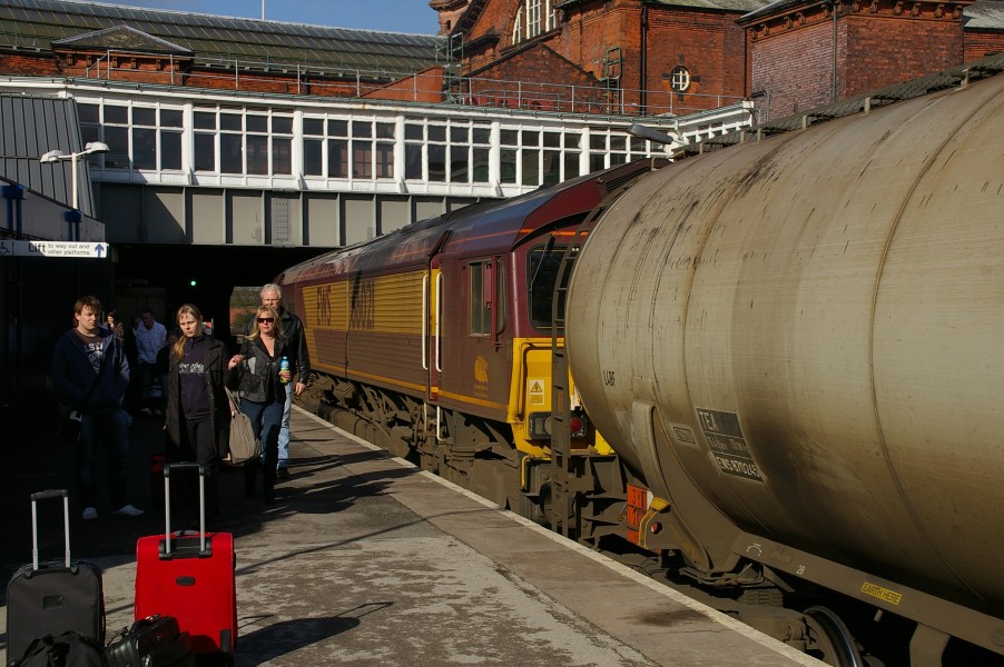 Nottingham railway station MMB 24 66021