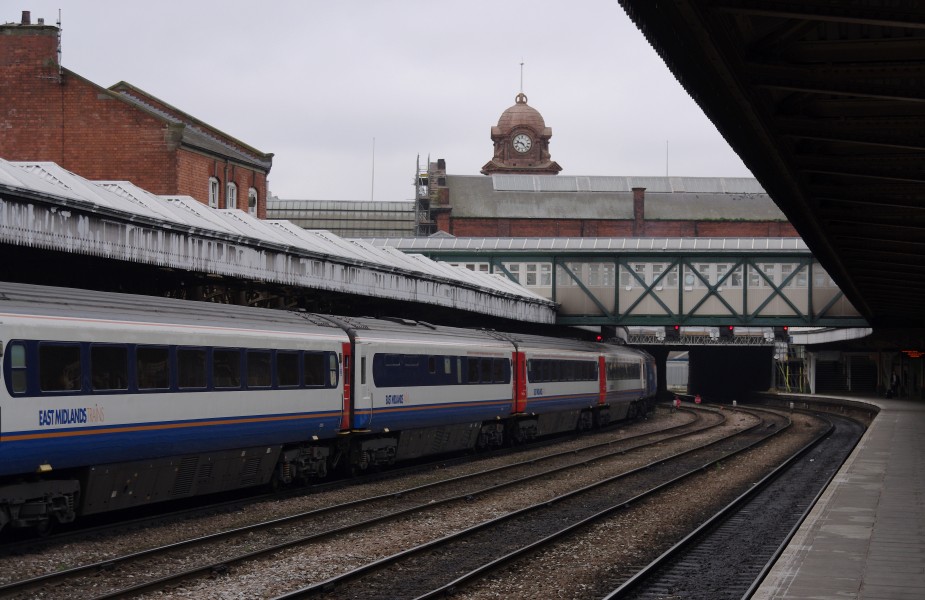 Nottingham railway station MMB 95 43XXX