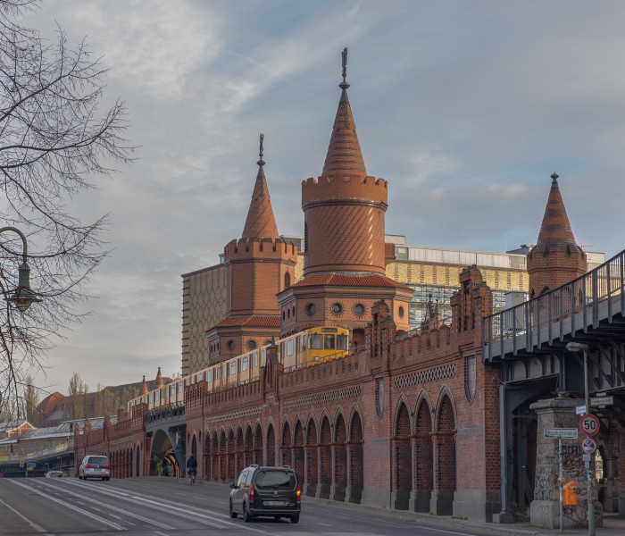 Oberbaumbrücke November 2013 02