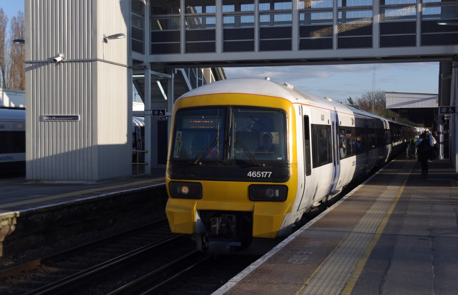 Orpington railway station MMB 13 465177