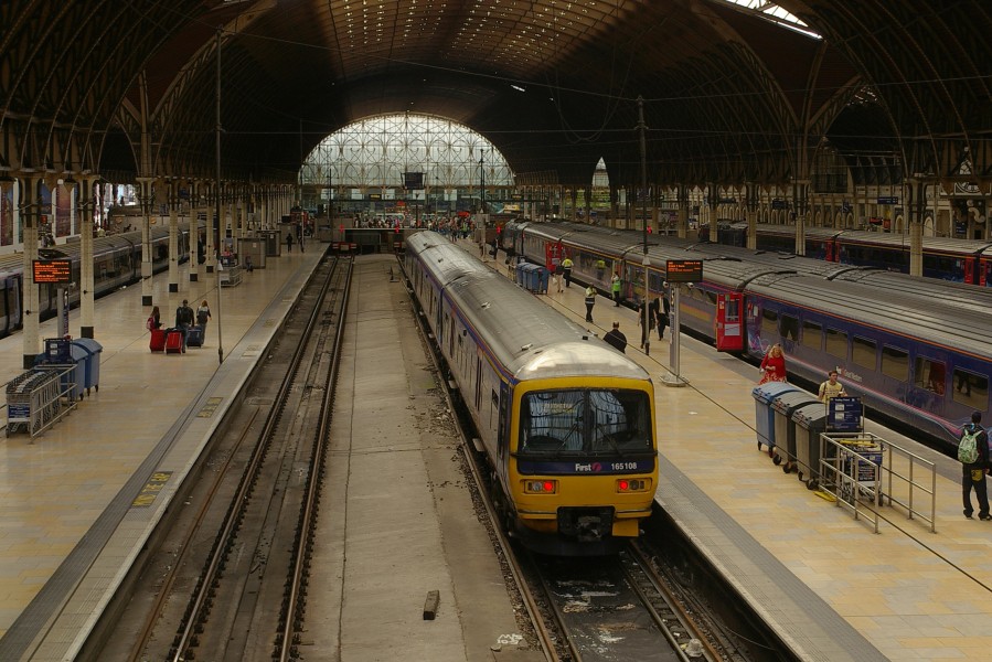 Paddington station MMB 27 165108