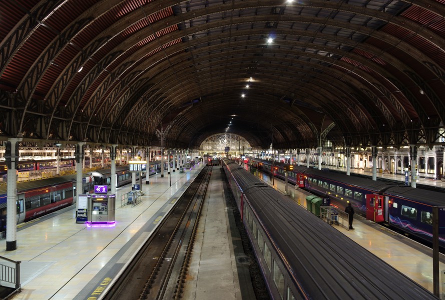 Paddington station MMB 78 332003