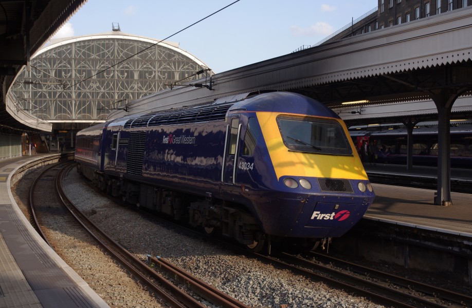 Paddington station MMB 90 43034