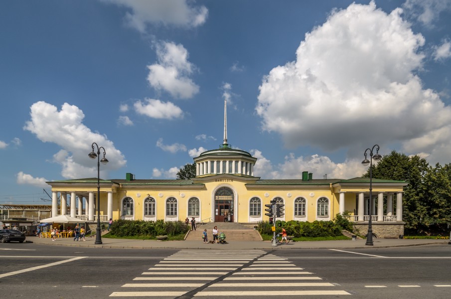 Pavlovsk Railway Station 01
