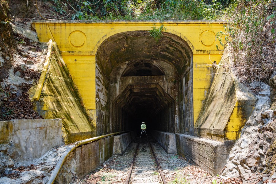 Pengalat-Besar Sabah Pengalat-Railway-Tunnel-03