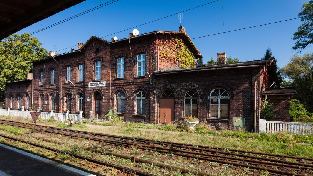 PL-DS, pow. lubiński, gm. Ścinawa, Ścinawa, ul. Kościuszki 21; Zespół dworca PKP- dworzec; A-3346-806-L; 02