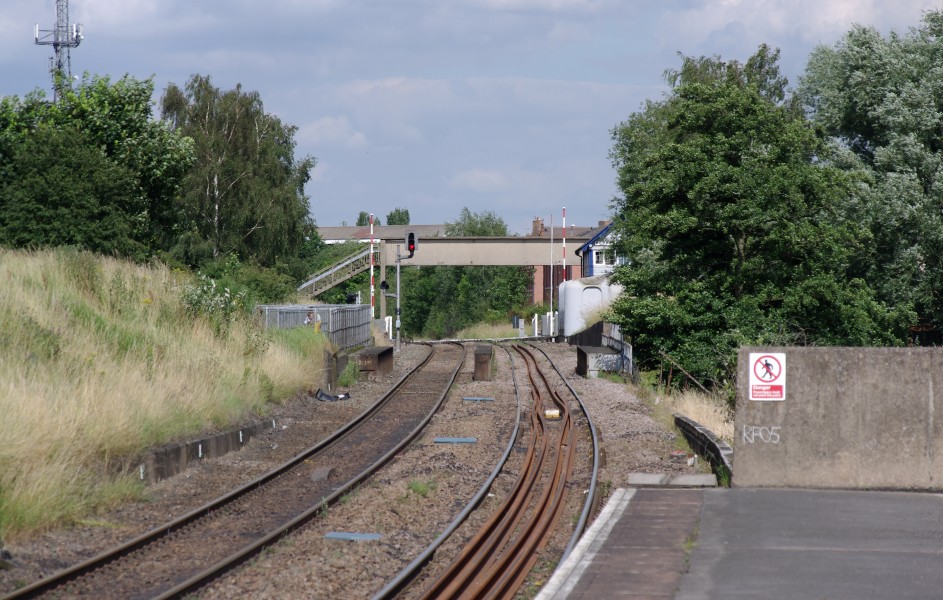 Retford railway station MMB 19