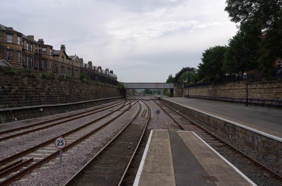 Scarborough railway station MMB 05