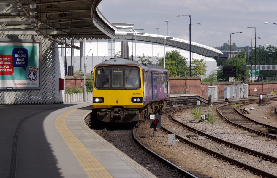 Sheffield station MMB 54 144006