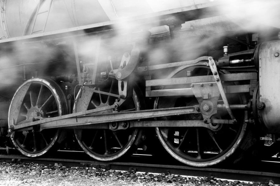 Steam locomotive running gear