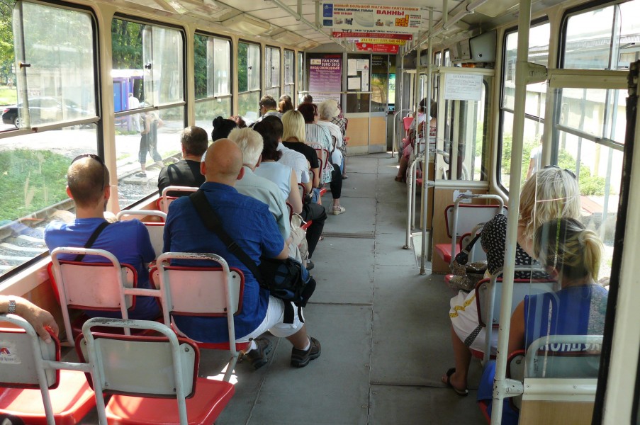 The tram line from the station to the Donetsk city center (8)