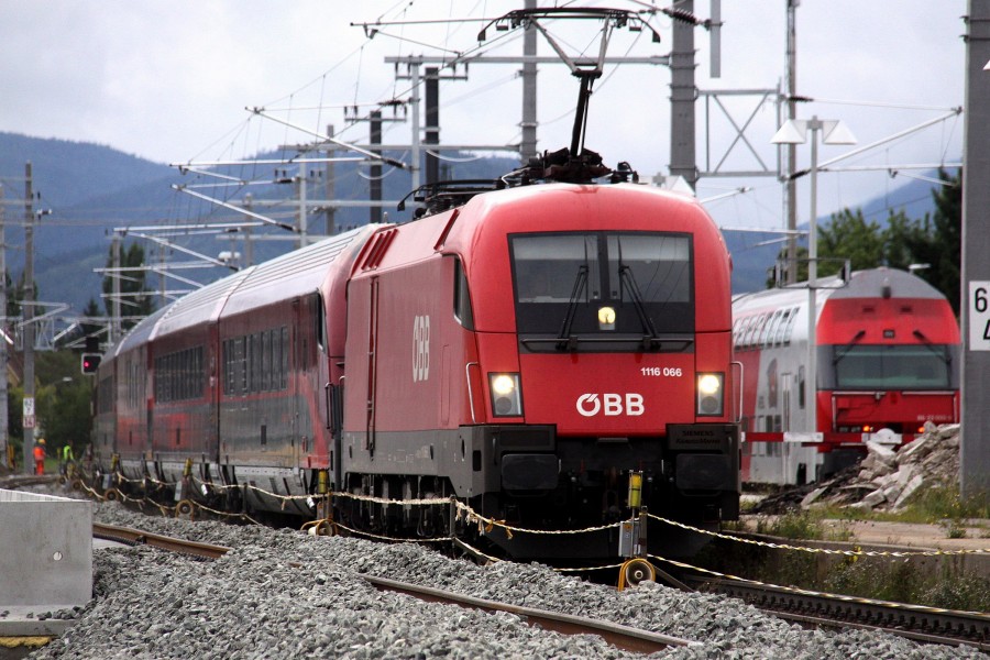 Total reconstruction of Neunkirchen station (054)