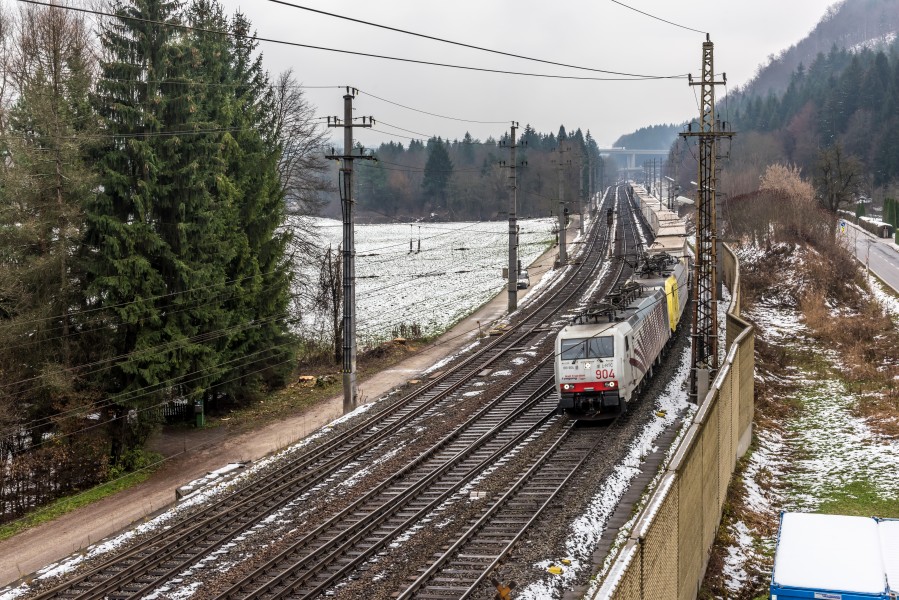 Villach Warmbad Rudolfsbahn IV RTC-Frachtzug 22112018 5462