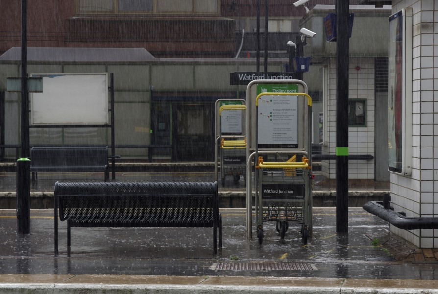 Watford Junction railway station MMB 13