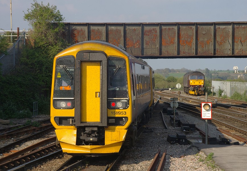 Westbury railway station MMB 18 158953 47854