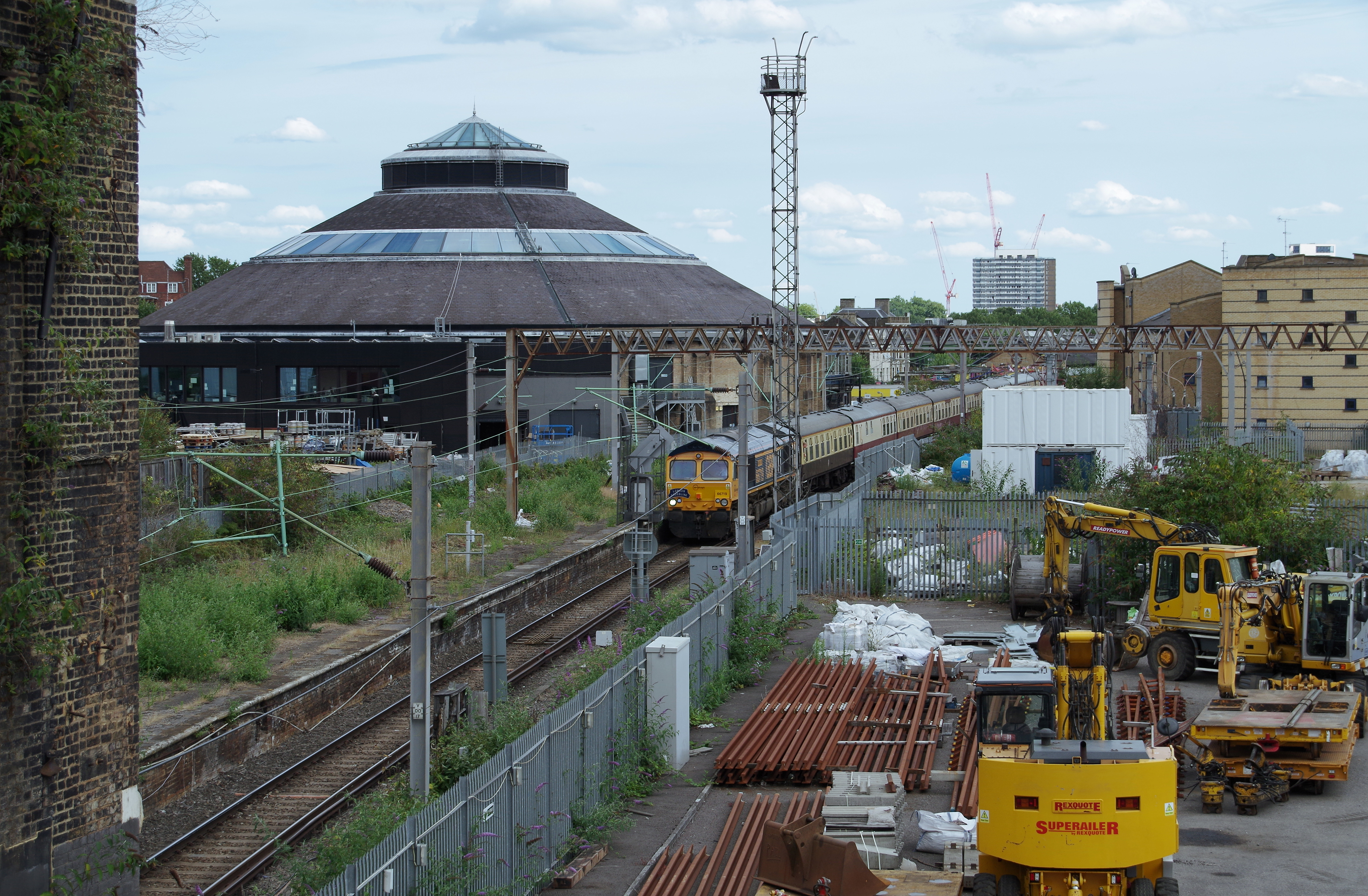 Primrose Hill railway station MMB 05 66719