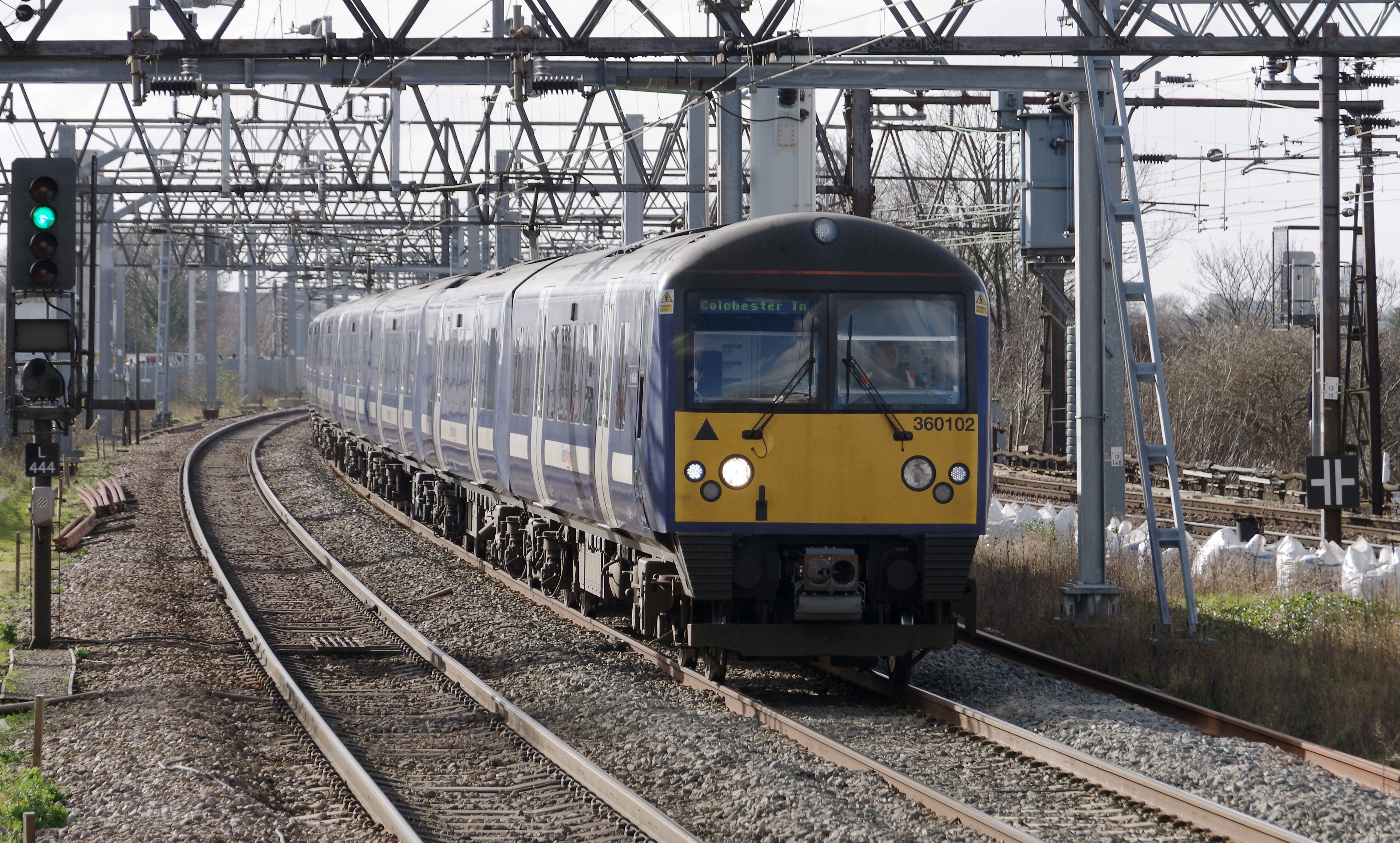 Romford railway station MMB 20 360102 360112