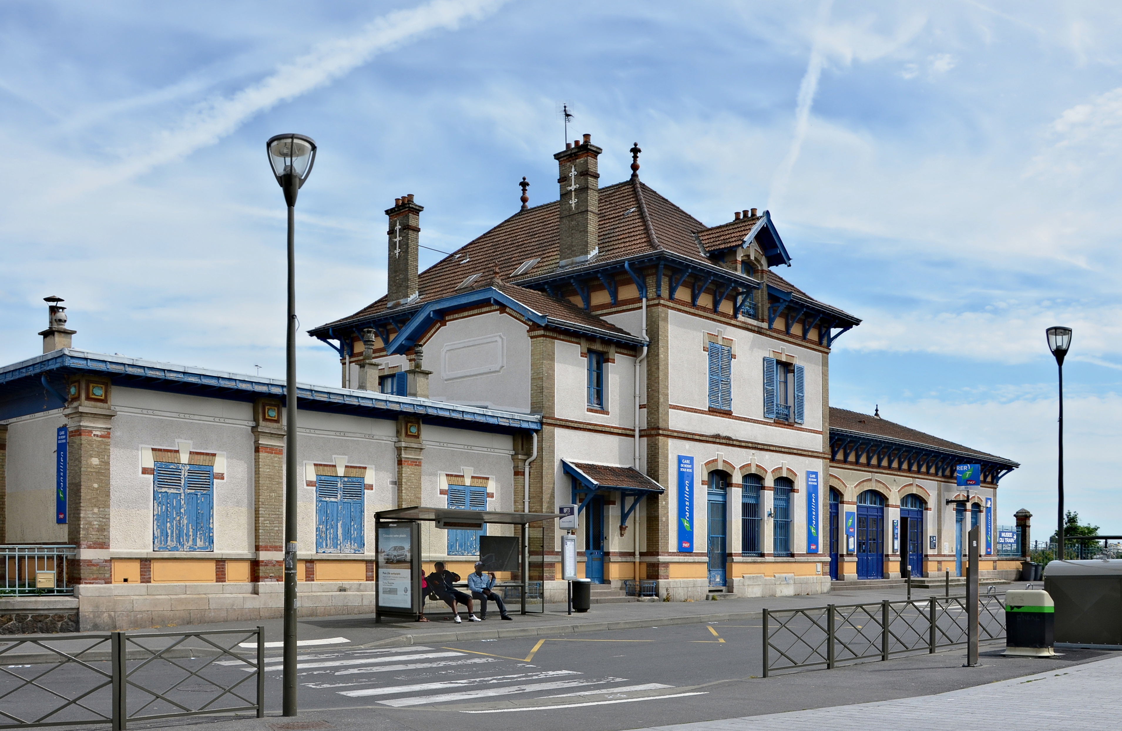Rosny-sous-Bois 93 Gare extérieur 2013