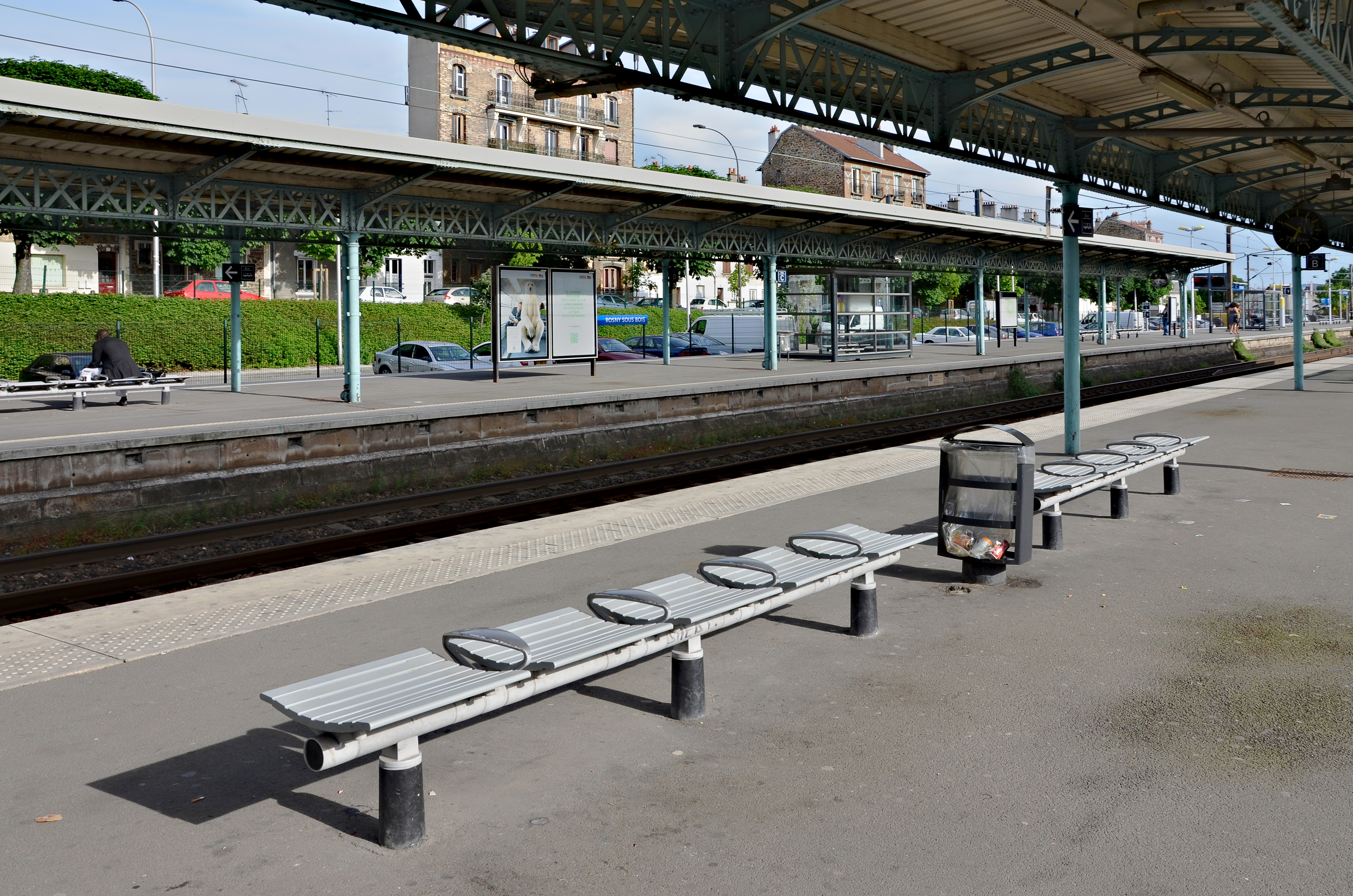 Rosny-sous-Bois 93 Quai & voie B 2013