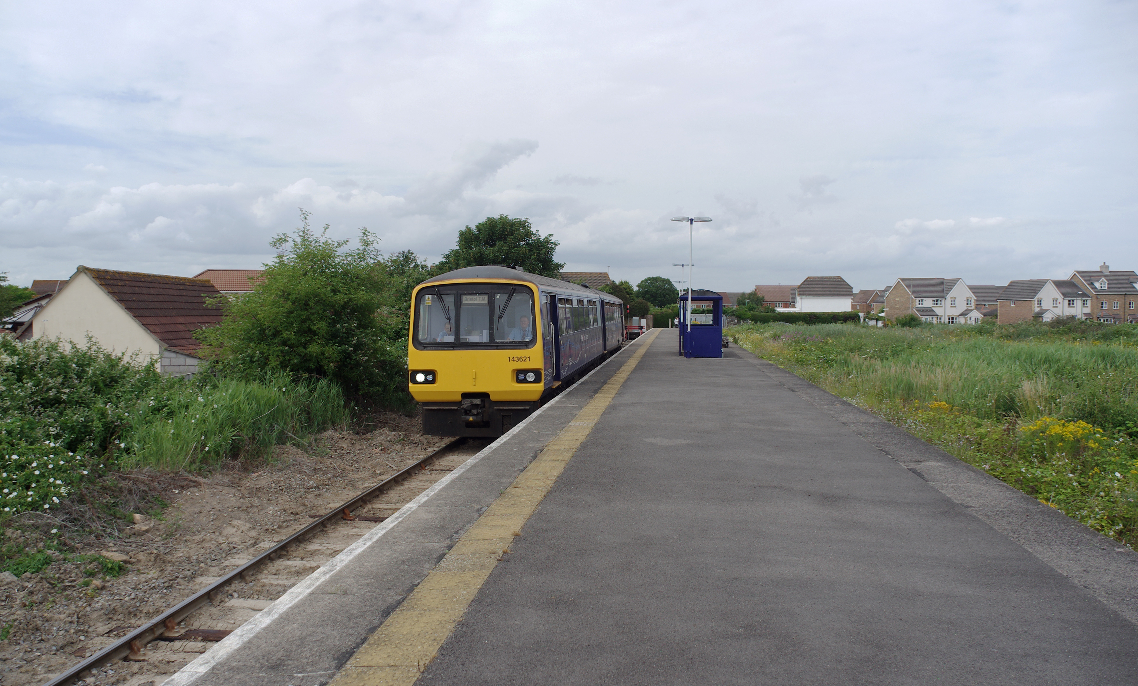 Severn Beach railway station MMB 10 143621