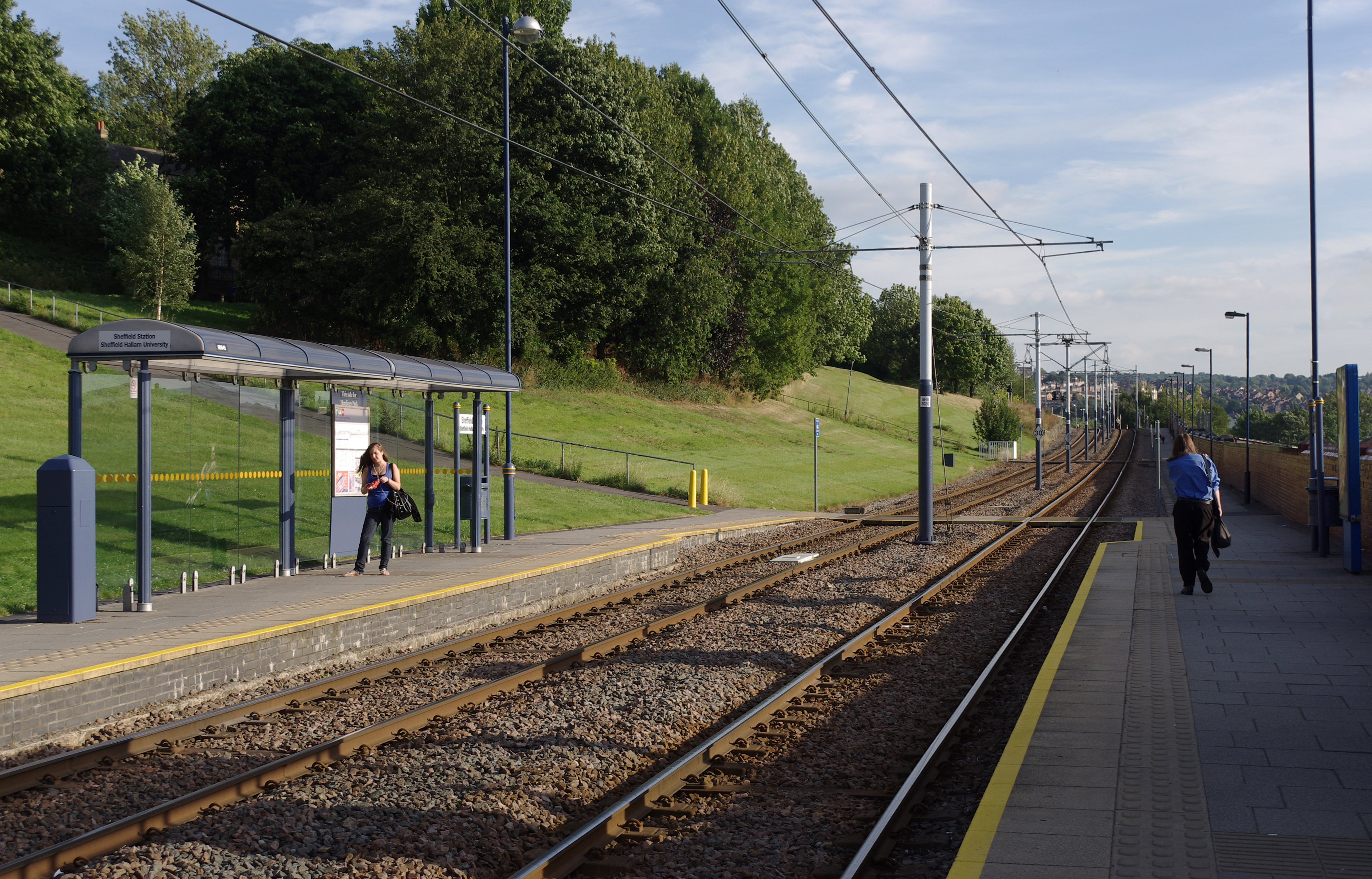 Sheffield station MMB 40