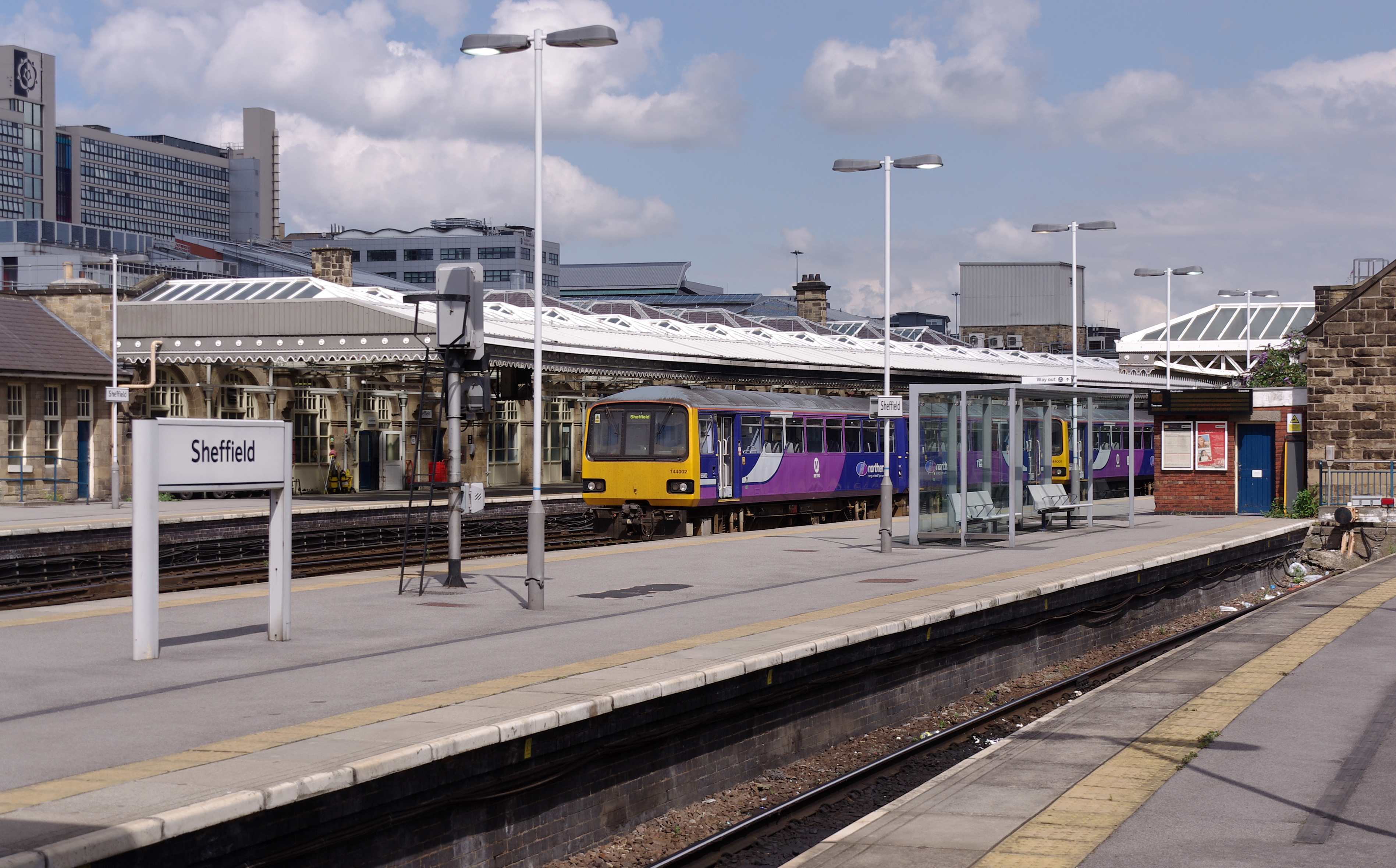 Sheffield station MMB 53 144002 144001