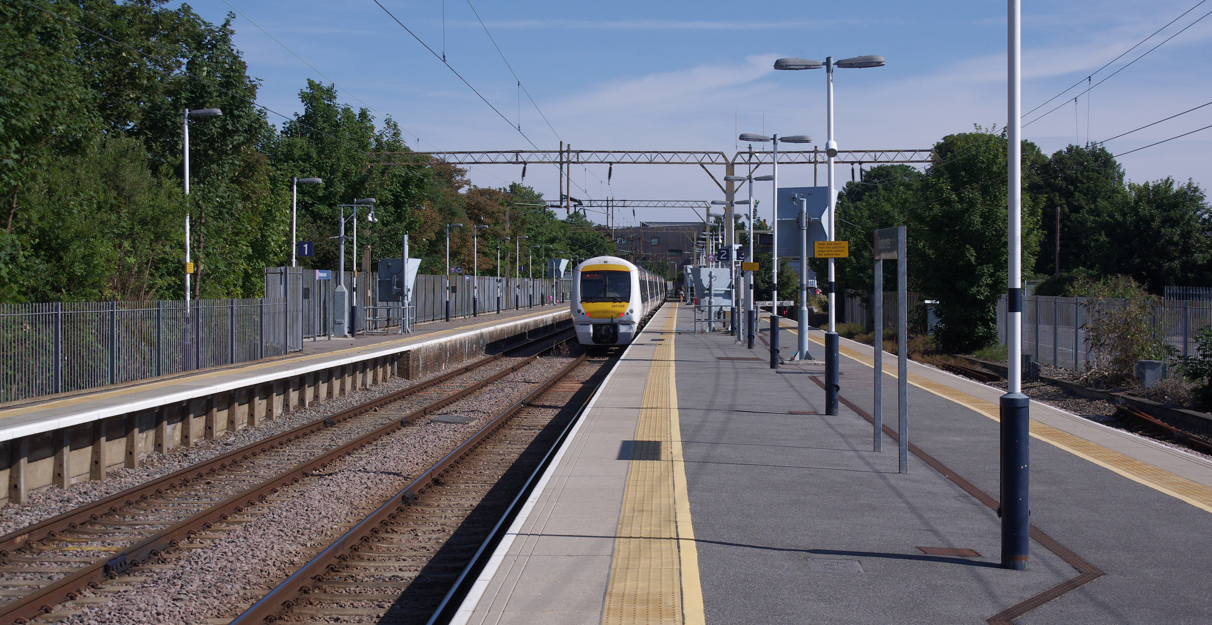 Shoeburyness railway station MMB 03 357028
