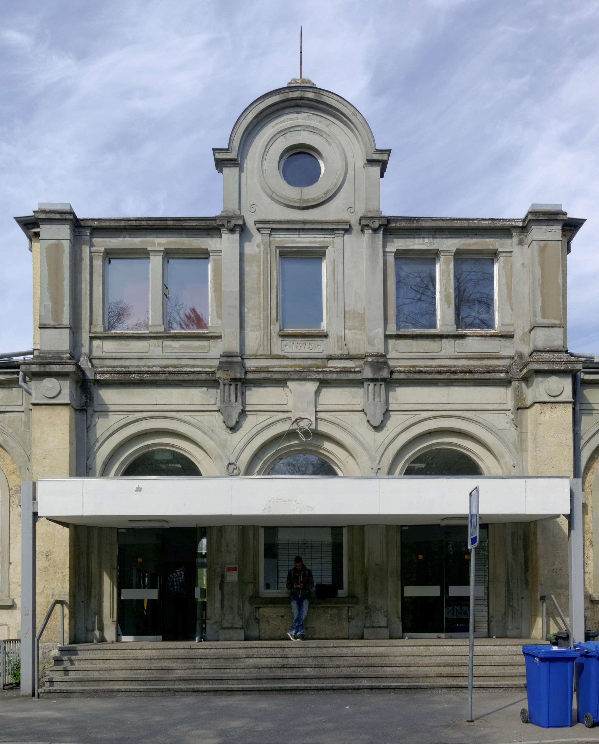 Sigmaringen Bahnhof BW 2015-04-29 16-20-52