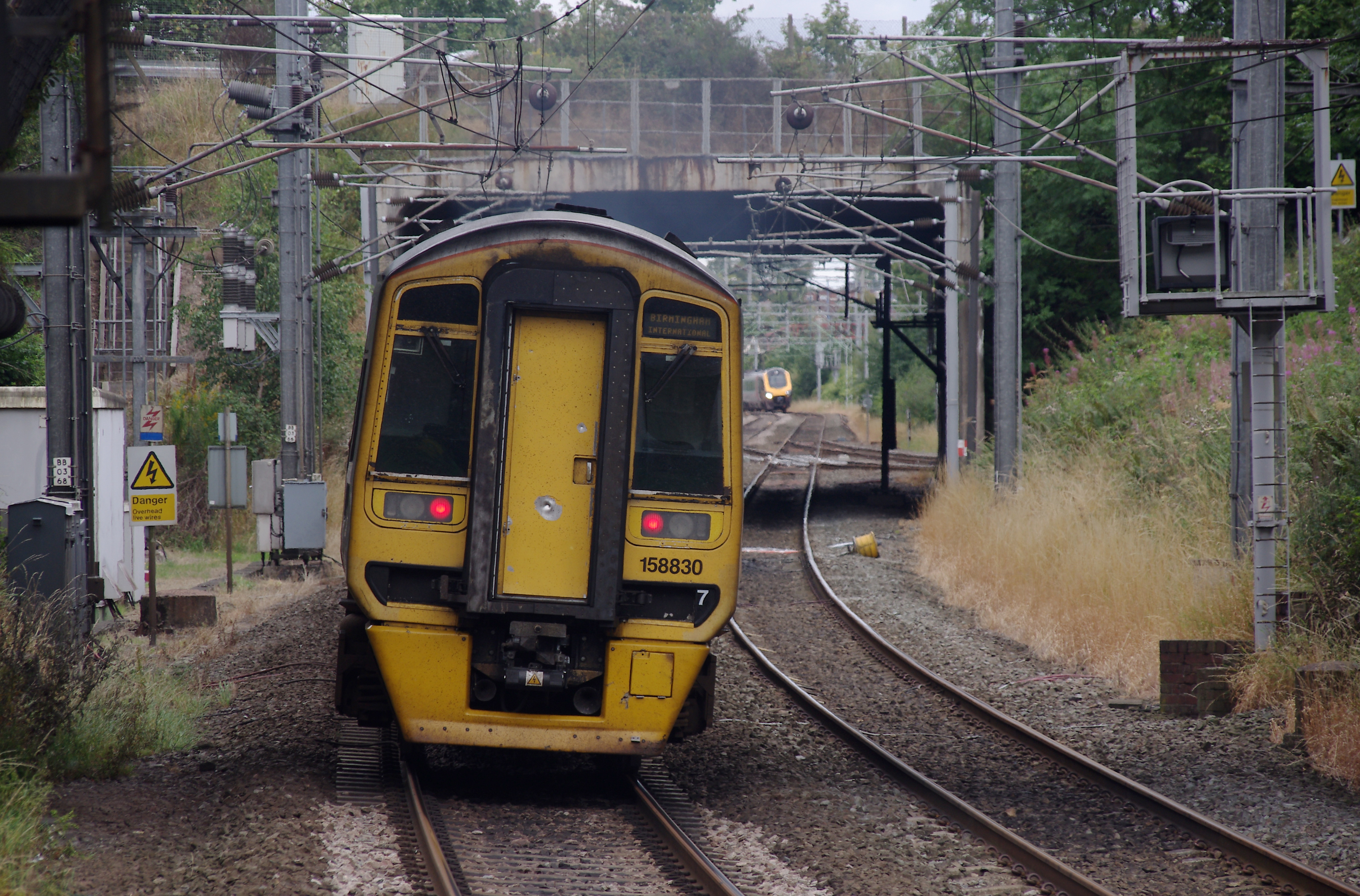 Smethwick Galton Bridge railway station MMB 08 158830 220030