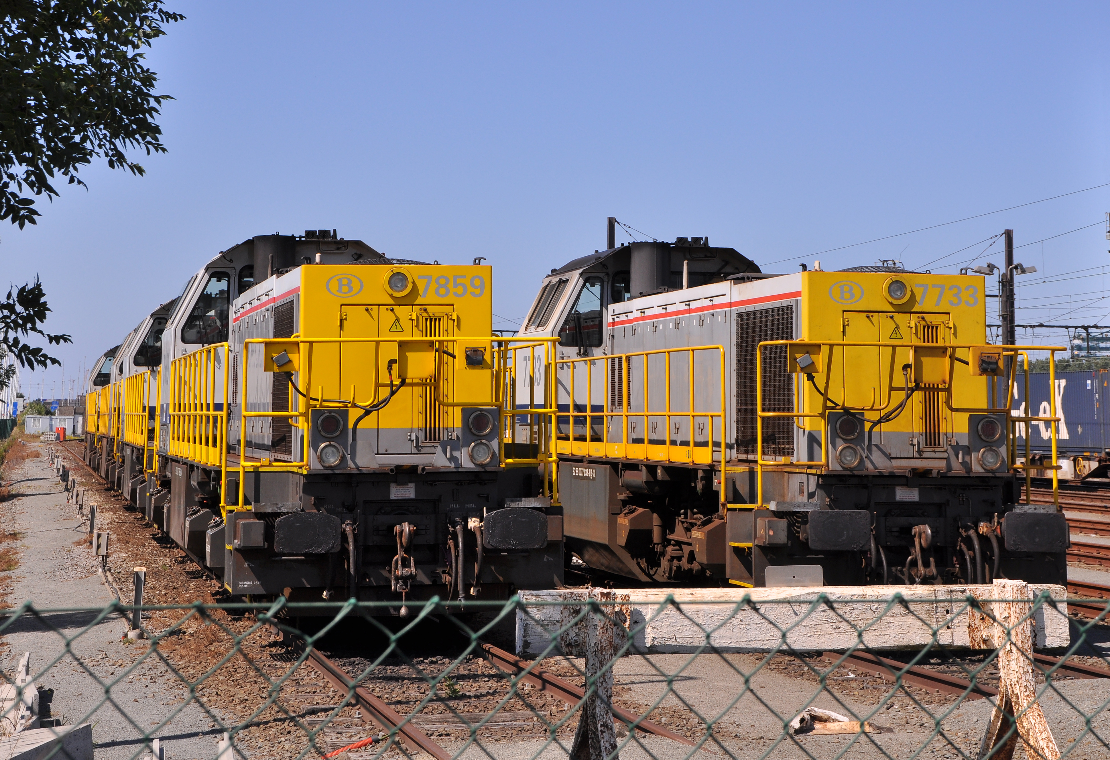 SNCB Locs 7859+7733 R01