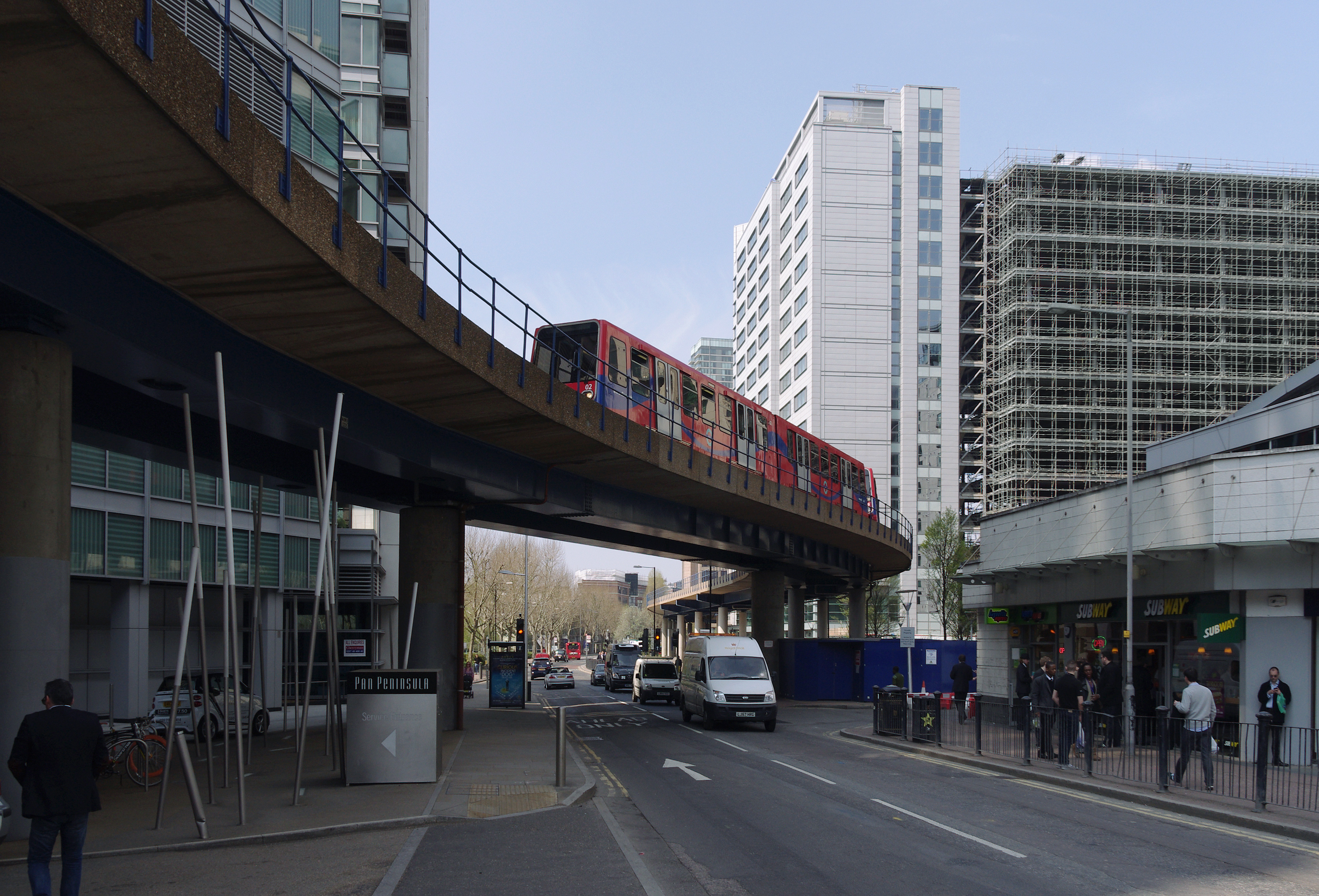 South Quay DLR station MMB 05 02