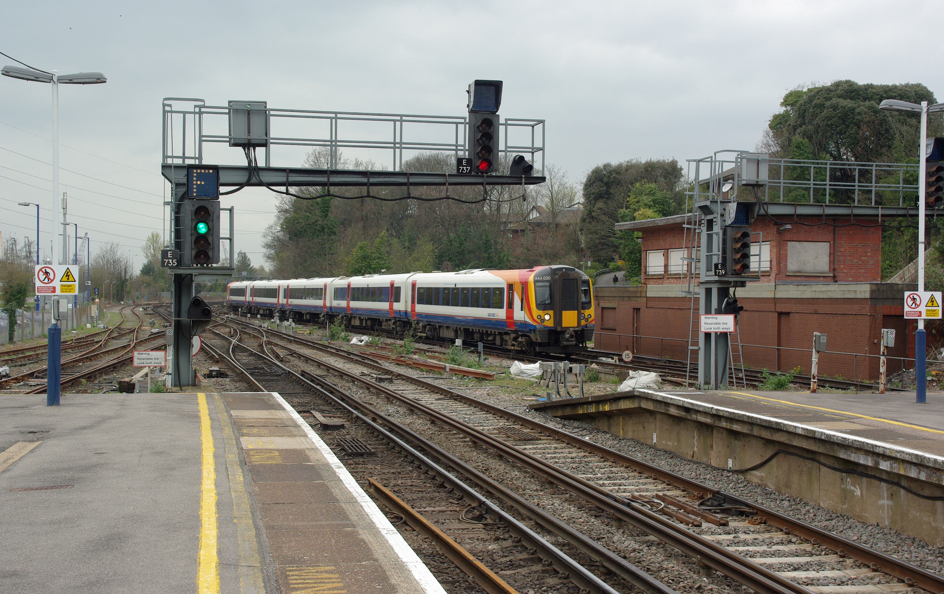 Southampton Central railway station MMB 11 444020