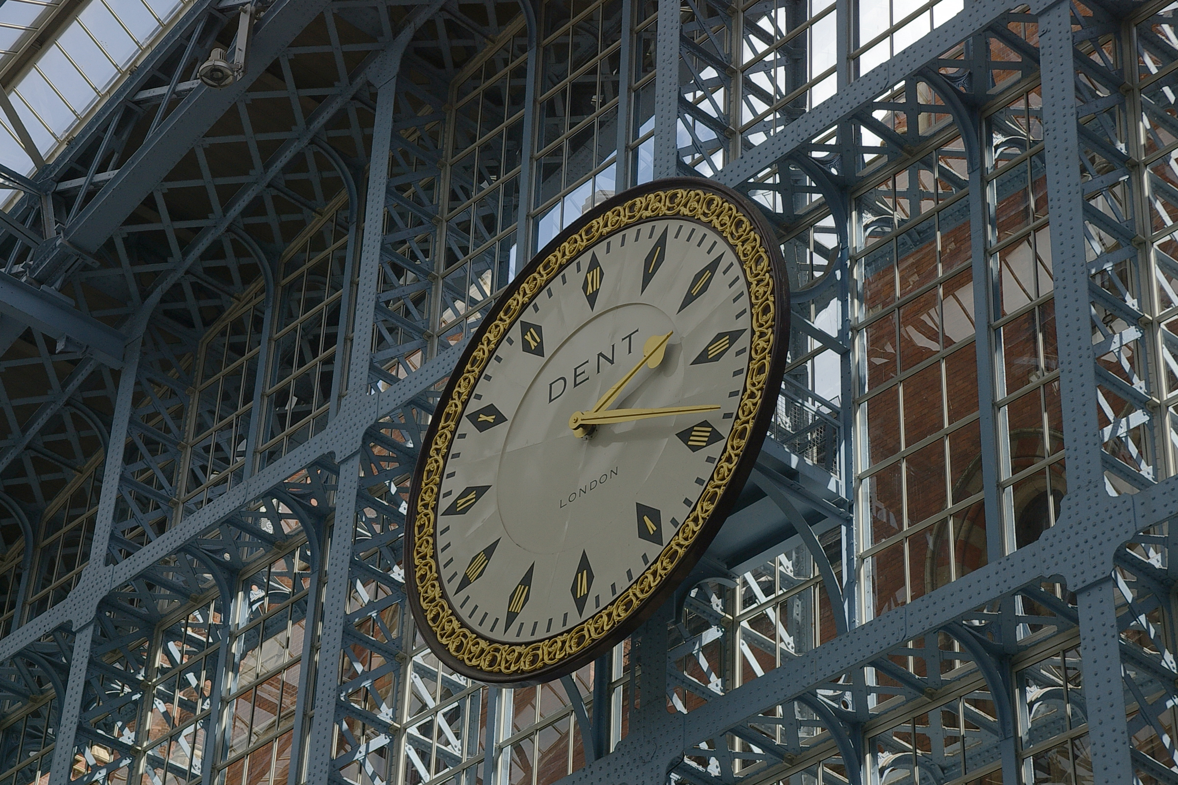 St Pancras railway station MMB 06