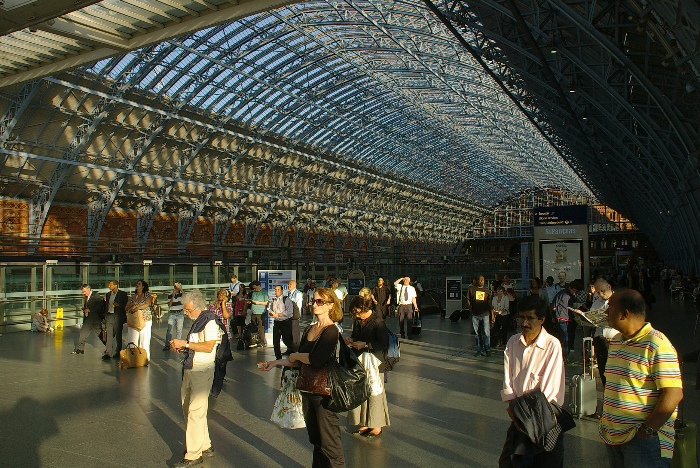St Pancras railway station MMB 48