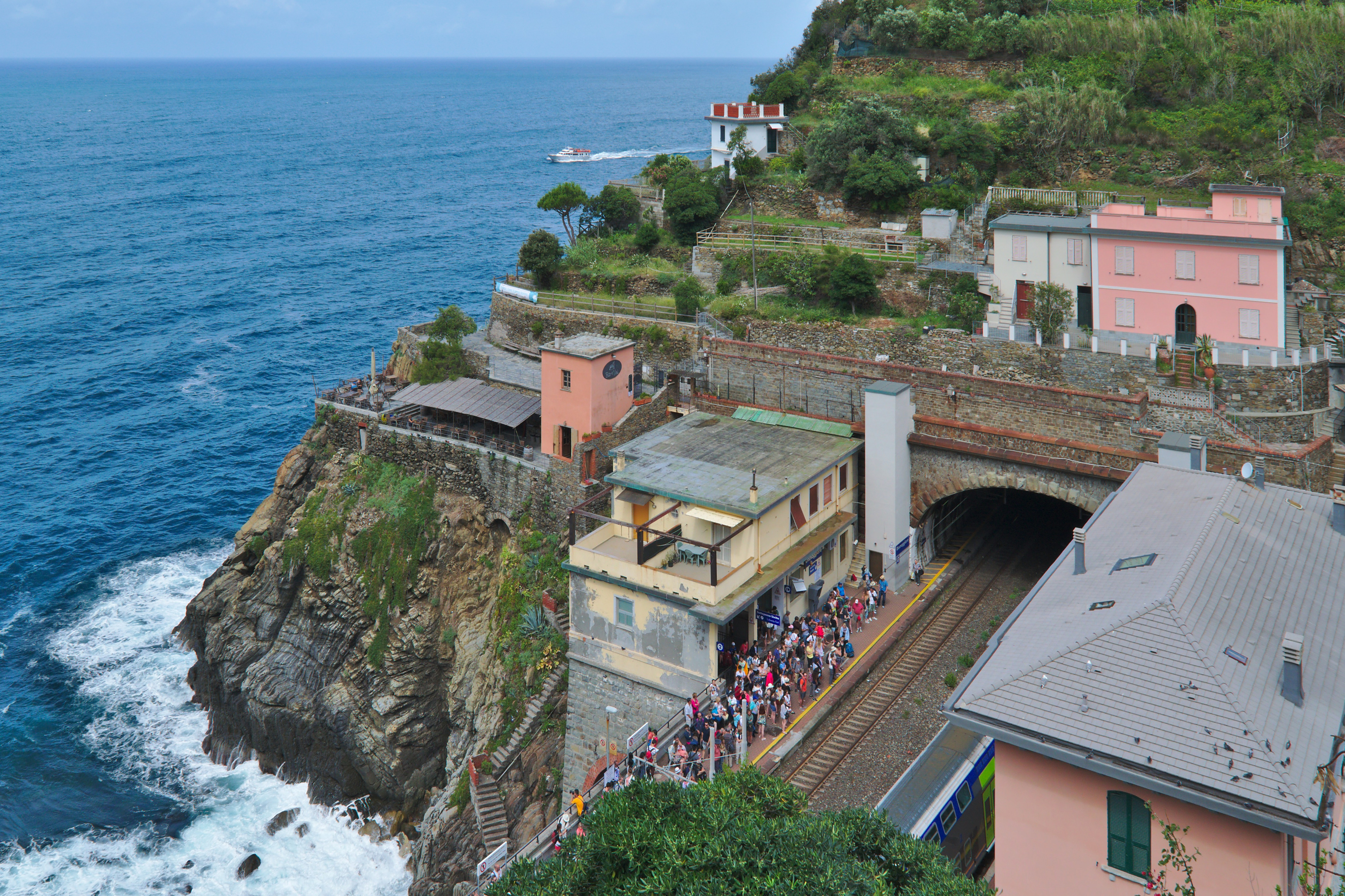 Stazione ferroviaria di Riomaggiore