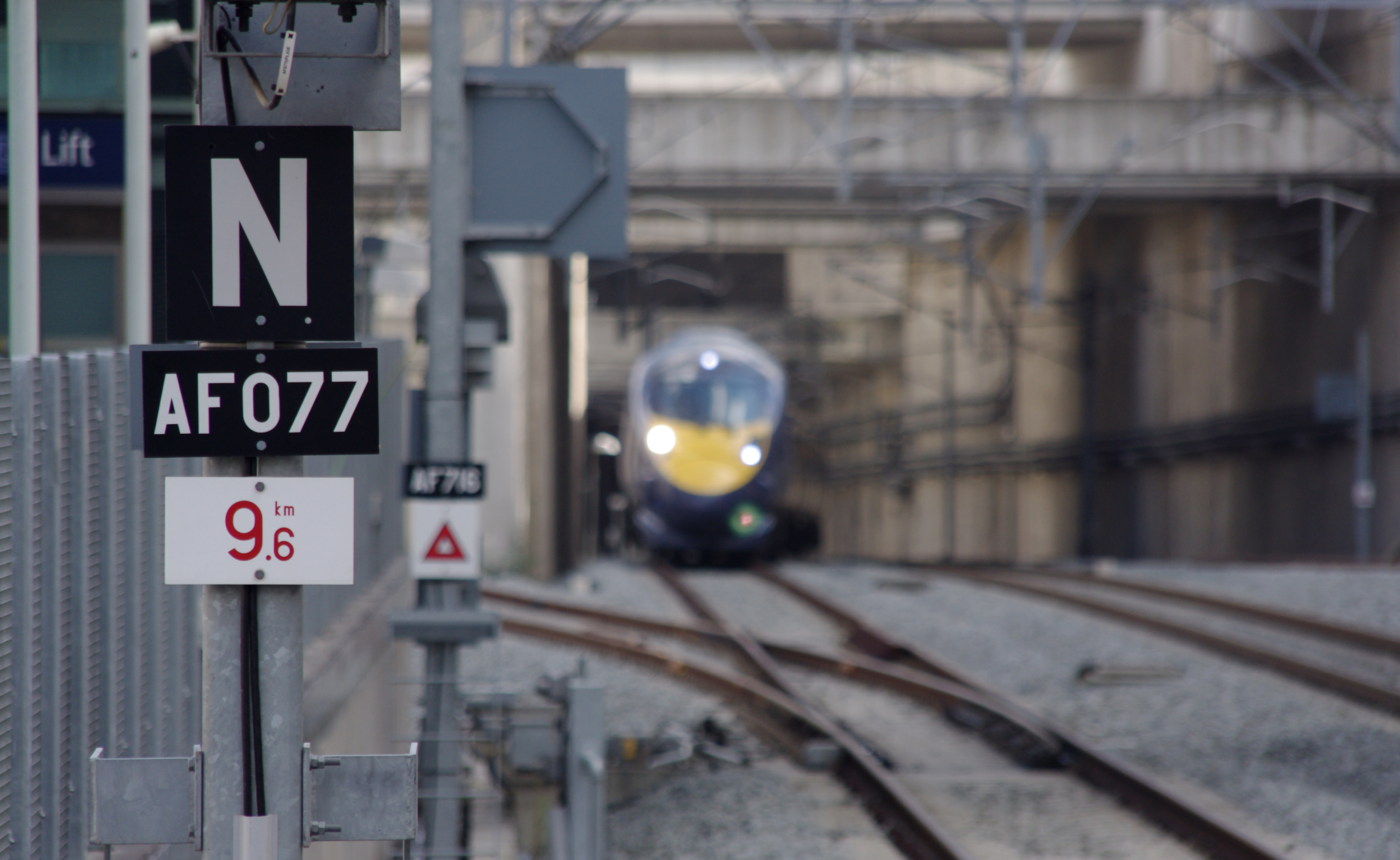 Stratford International station MMB 11 395017