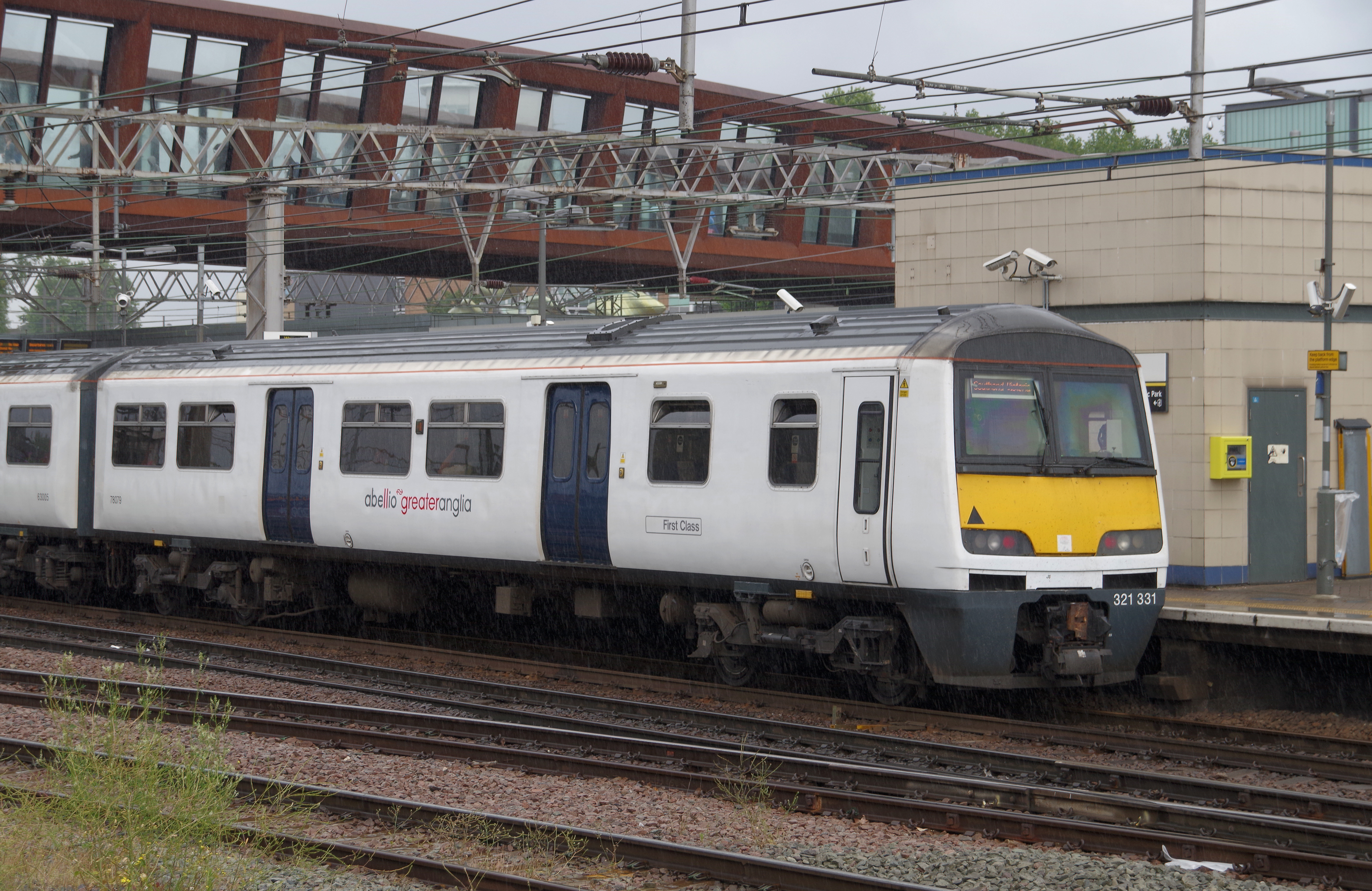 Stratford station MMB 57 321331